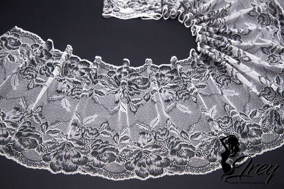 03-166 Кружево эластичное 22 см, белый/серый