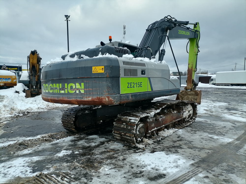 Zoomlion ZE215 Экскаватор ZE215E (Дизельный, 5,9 л, 152 л.с., АТ)