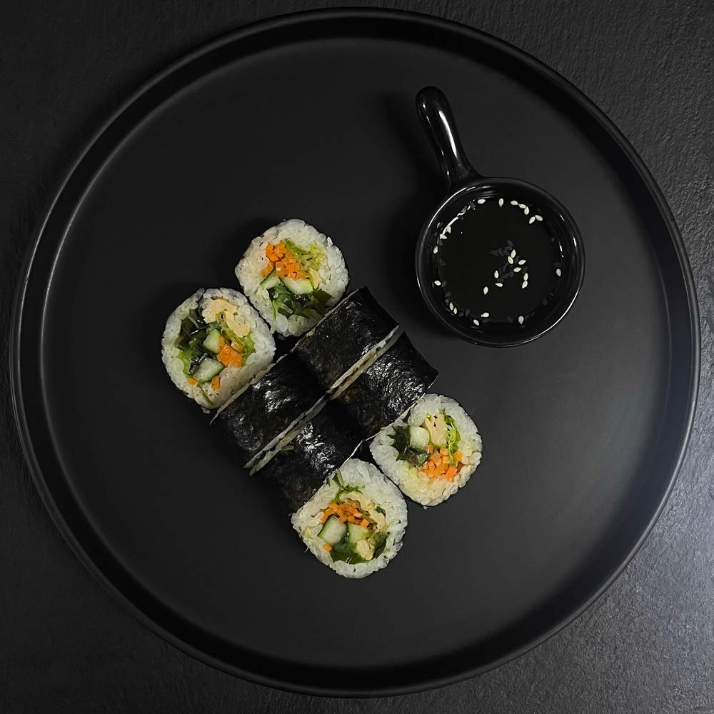 Кимпаб с салатом чука