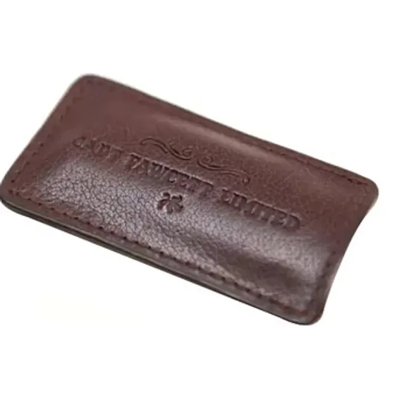 Чехол для расчески для усов