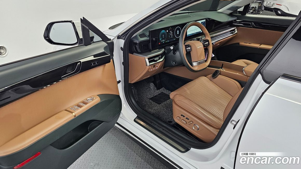Hyundai Grandeur (Azera) Hybrid (GN7) Calligraphy (03.2023)