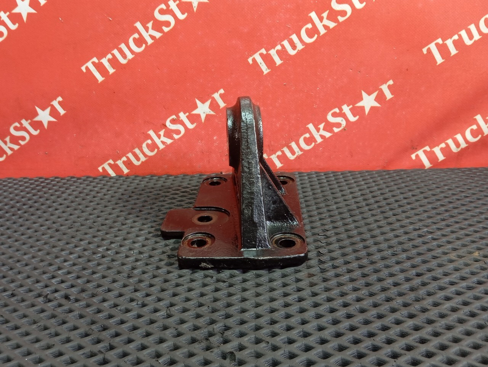 Кронштейн цилиндра рулевого управления 2024г