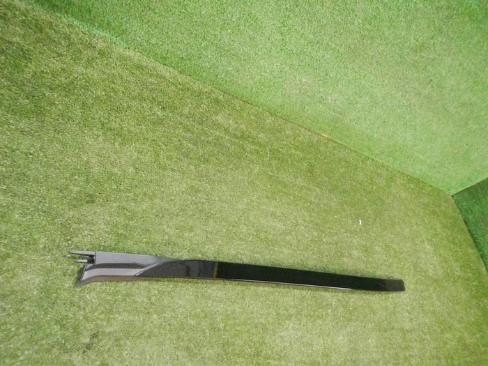 Накладка стойки лобового стекла правая BMW X5 G05 (2018-н.в.)