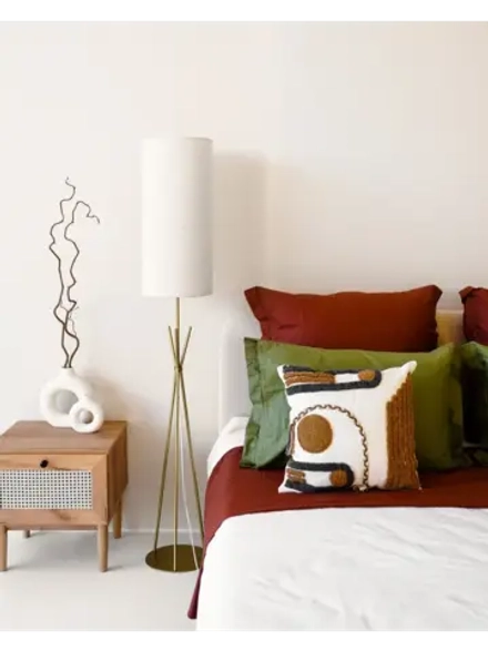 Торшер напольный с абажуром в гостиную современный