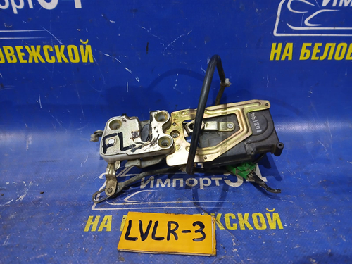 Замок двери передней левой MAZDA MPV 1997
