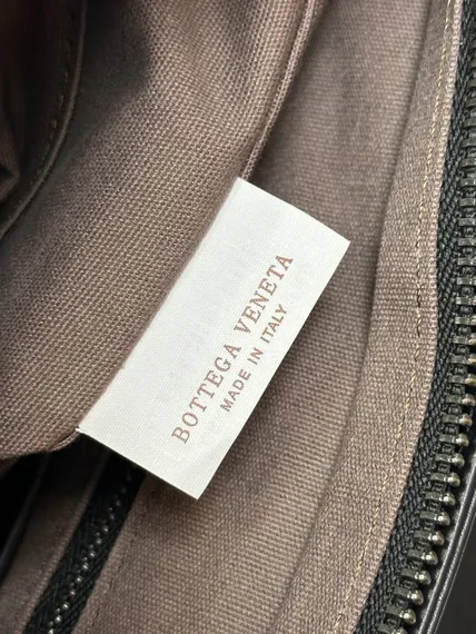 Сумка мужская кожаная Bottega Veneta через плечо