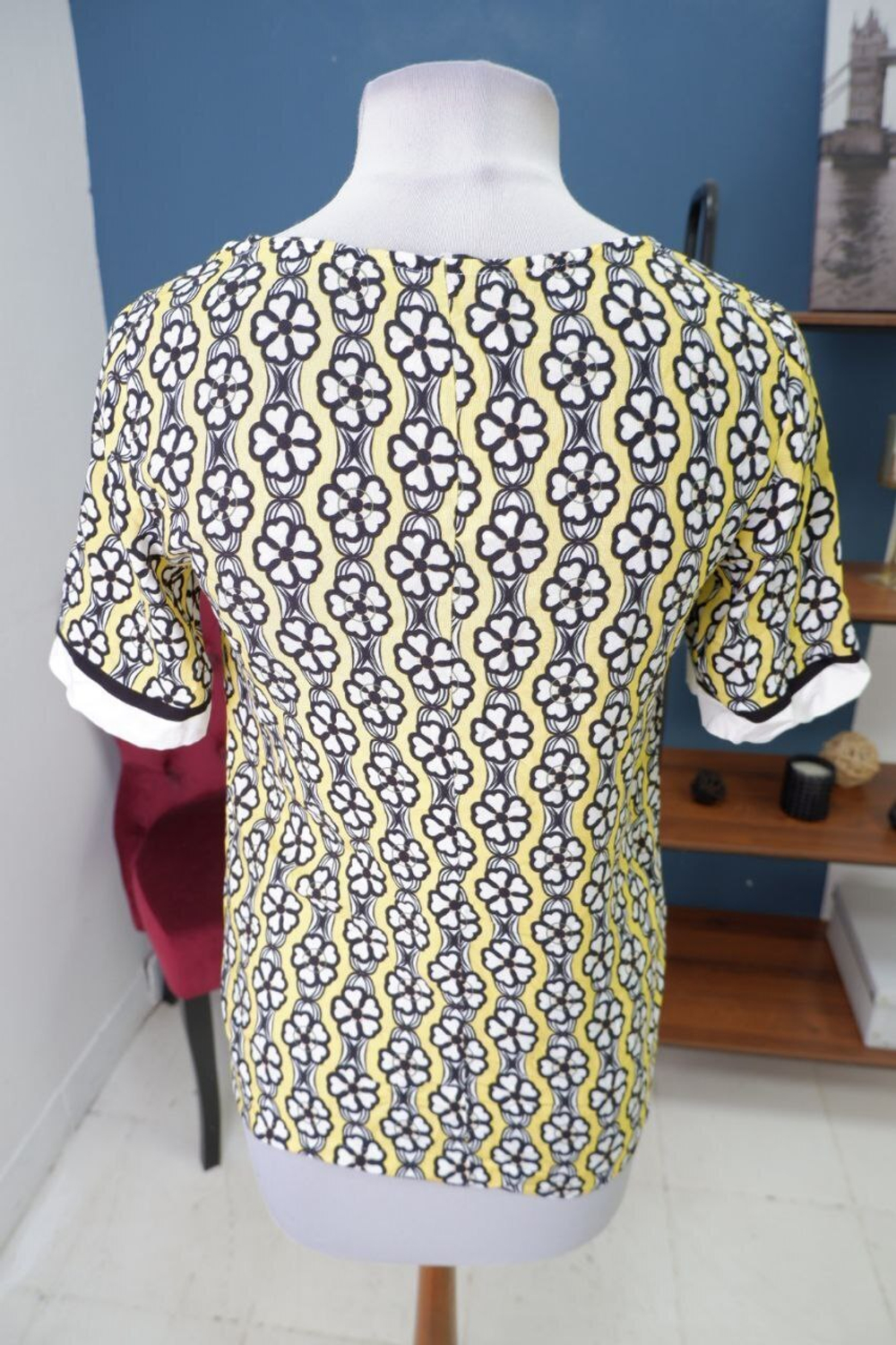 Футболка Profito Avantage интересная 44 размер