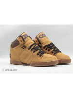 Дутые кеды NYC 83 SHR от Savitar Shoes Company