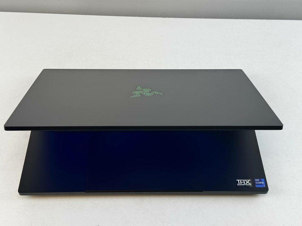 Игровой Ноутбук 16.0" ноутбук Razer Blade 16 2023 Black RZ09-0483UEJ4-R3U1 WQUXGA [3840х2400] i9 13950HX 32gb DDR5 2Tb SSD NVMe PCle NV GeForce RTX 4090 Win11 Home