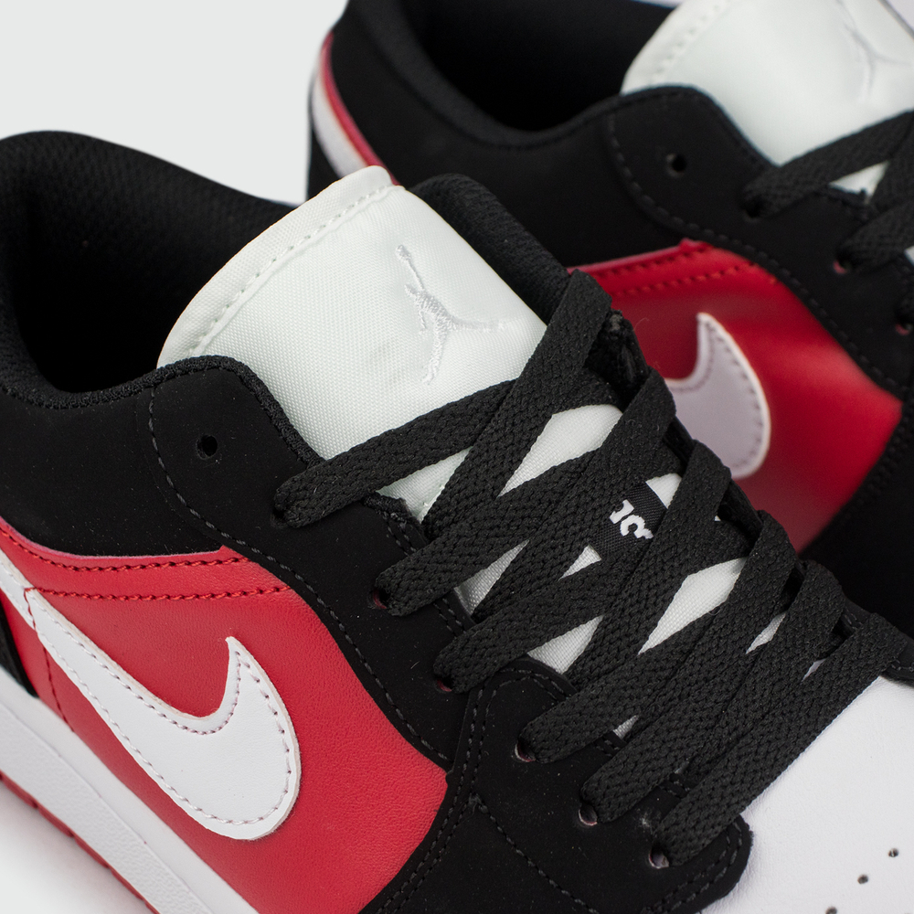 Кроссовки Nike Air Jordan 1 Low Black / Red / Wh.