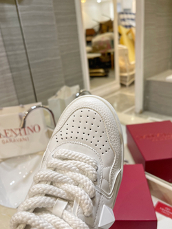 Valentino Sneaker