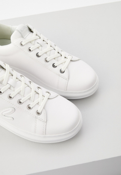 Кроссовки женские Karl Lagerfeld KAPRI