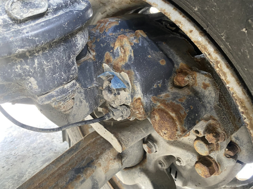 Суппорт передний правый 2018г