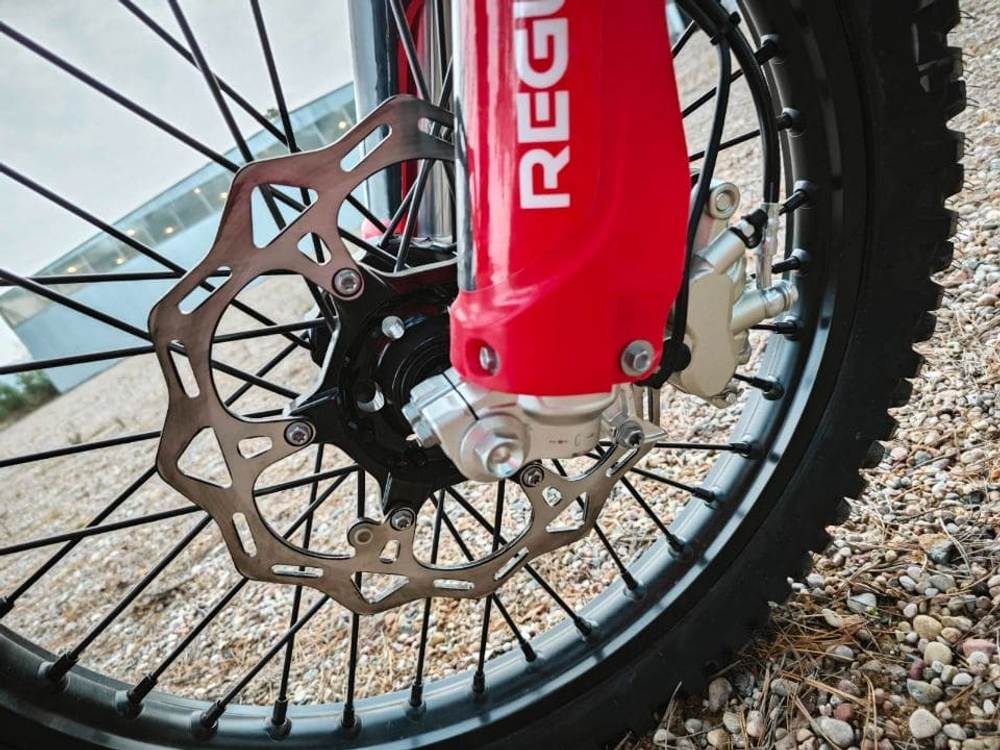 Мотоцикл кроссовый эндуро REGULMOTO Holeshot Red Edition