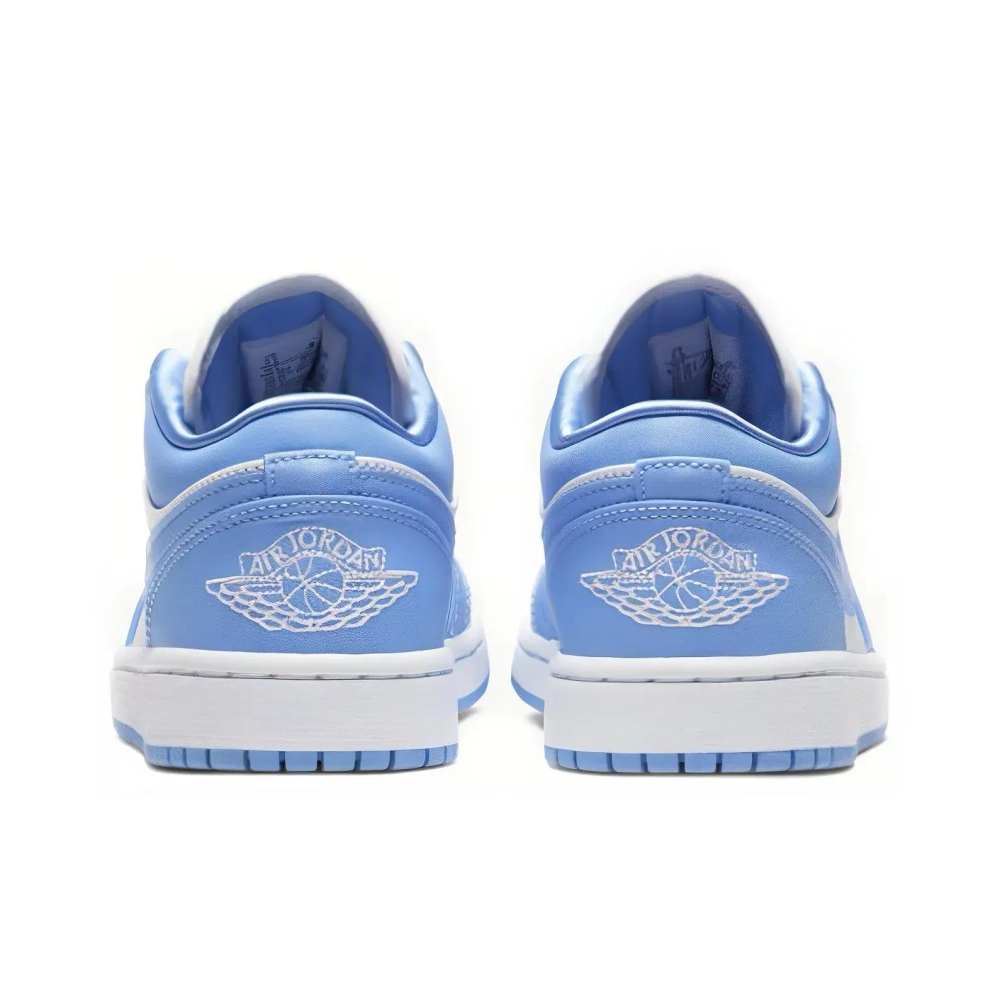 Женские кроссовки Air Jordan 1 Low 'UNC' AO9944-441