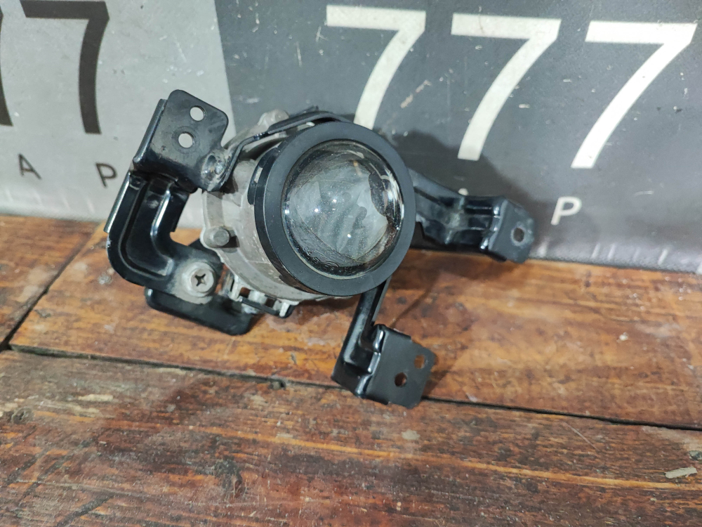 ПТФ передняя правая Kia Rio 4 (FB) 17-20 Б/У Оригинал 92202H0000