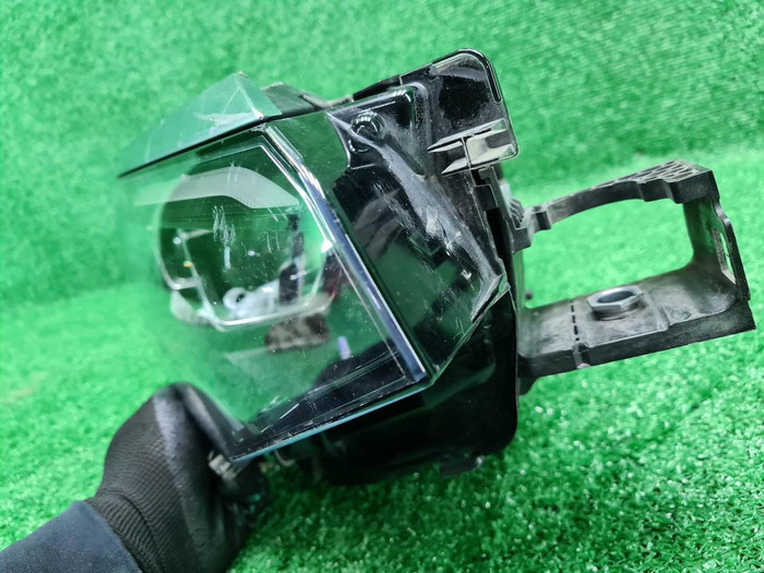Фара правая VW Passat B8 (2021-н.в.) LED