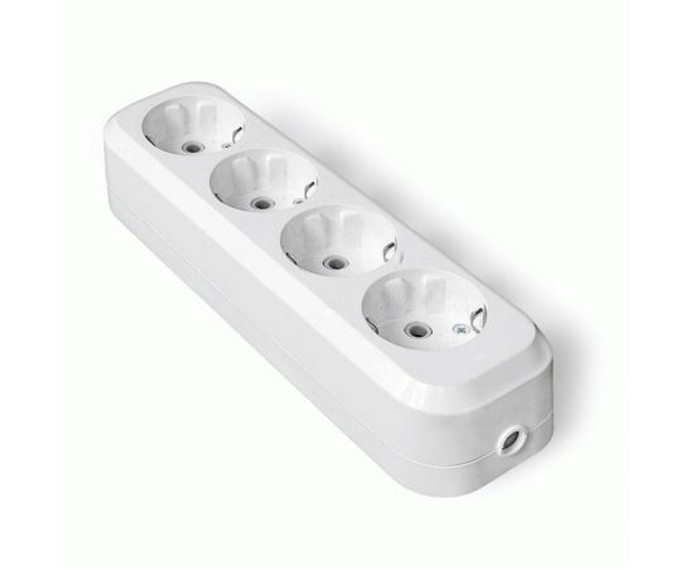 Колодка для удлинителя IONICH 4 гнездо с/з 1522