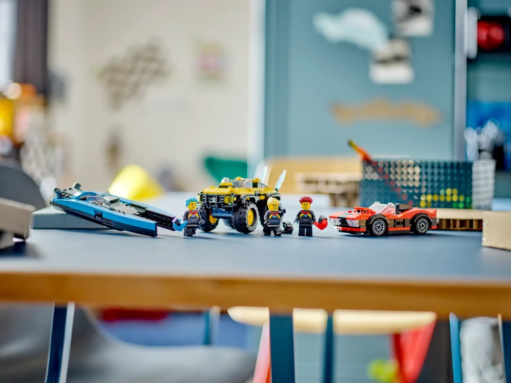 Конструктор LEGO City 60395 Набор для комбинированных гонок