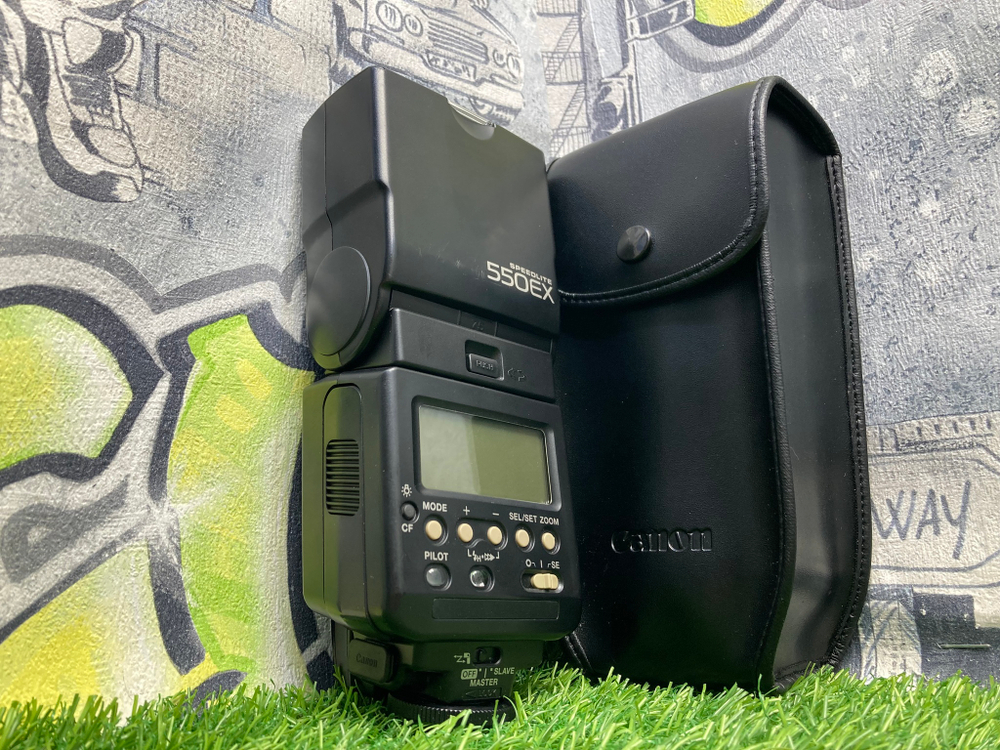 Canon Speedlite 550EX