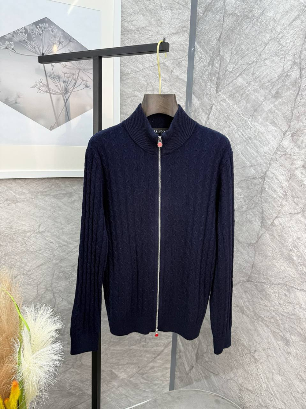 Кардиган Kiton