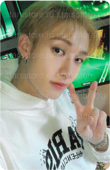 Фотокарта Bang Chan Stray Kids ROCK-STAR (Apple Music)