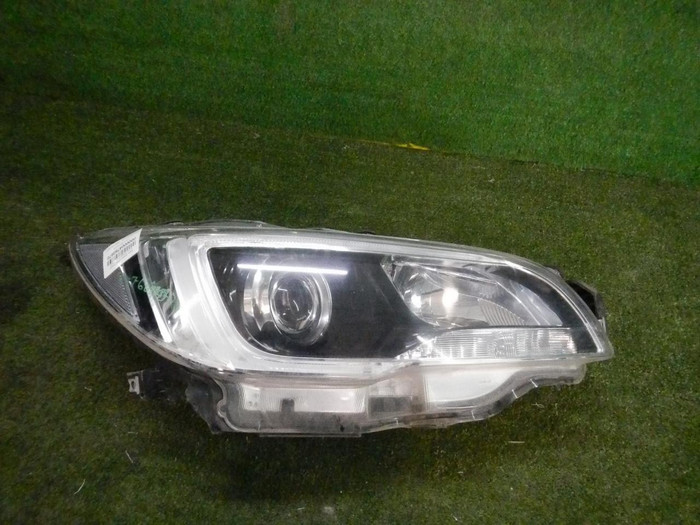 Фара правая Subaru Outback 5 (2014-2018) LED