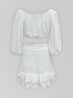 Костюм BB mode однотонный из топа с длинным рукавом и шорт с рюшами