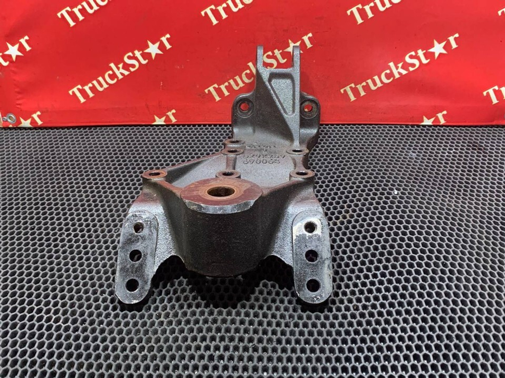 Кронштейн рессоры задний правый 2024г.