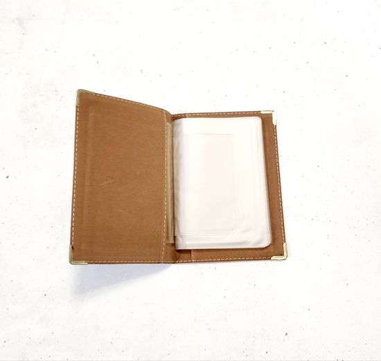 Обложка для автодокументов "Девушка на дороге, как звезда"