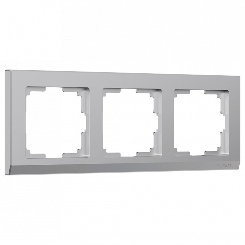 Рамка на 3 поста Werkel W0031806