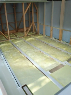 Минеральный утеплитель Неман 50 мм - 3 рул. / 45 м2 для стен, кровли, перекрытий, мансард, перегородок. Плотность 11-13 кг/м3