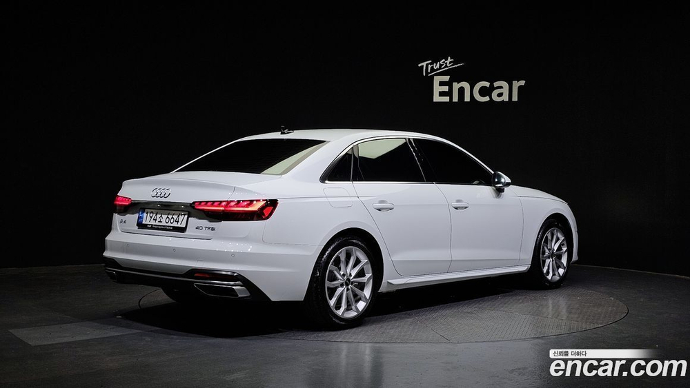 Audi A4 (B9) 40 TFSI (03.2023)
