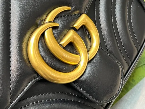 Мини-сумка на плечо женская Gucci GG Marmont черный
