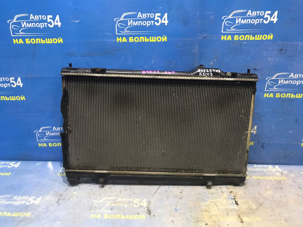 Радиатор двигателя LEXUS IS250 2005-2013