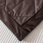 Велюровое покрывало в клетку с наволочками OVL037