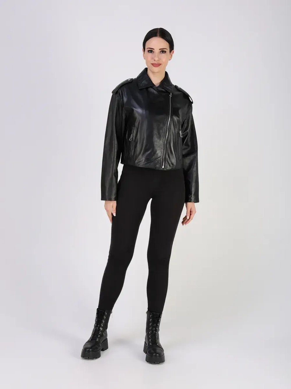 Кожаная куртка демисезонная косуха оверсайз