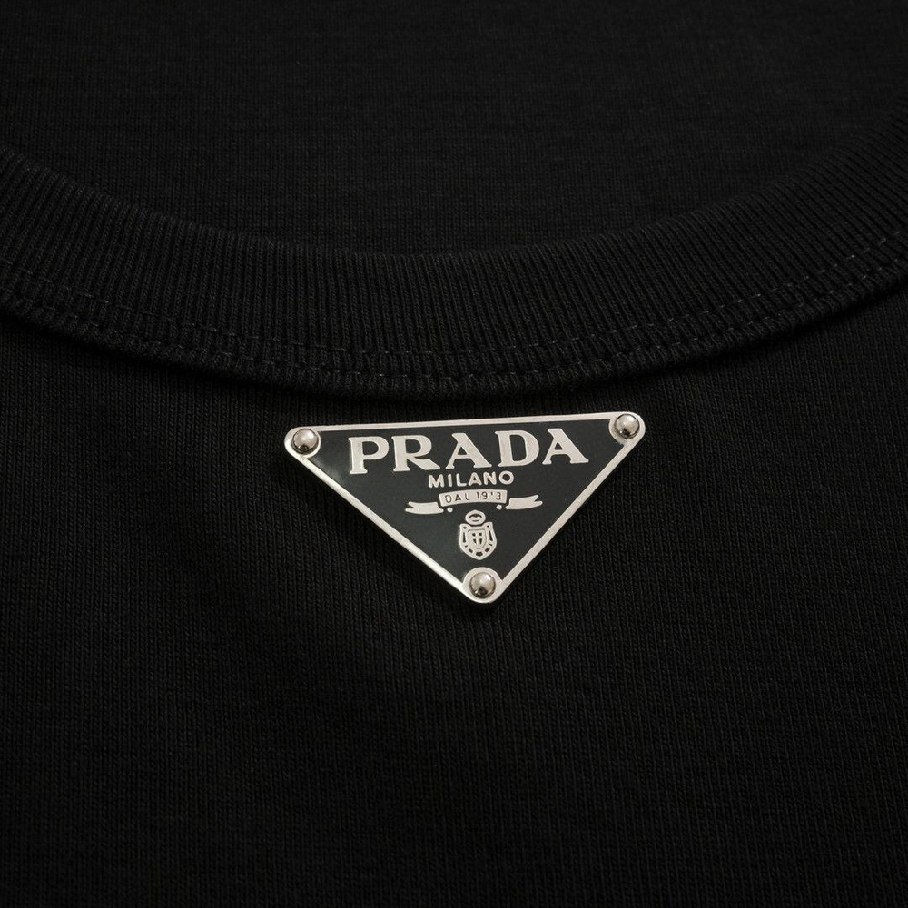 Майка Prada