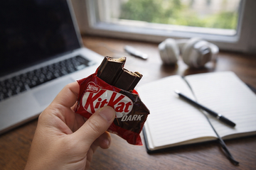 Шоколадный батончик KitKat 4 Finger Dark, 41,5 г (Германия)