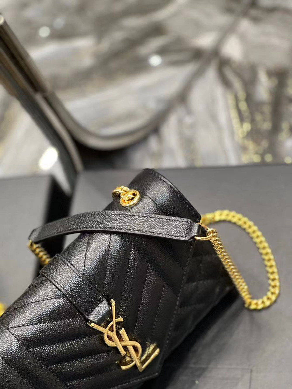 Saint Laurent Envelope Bag 21 cm