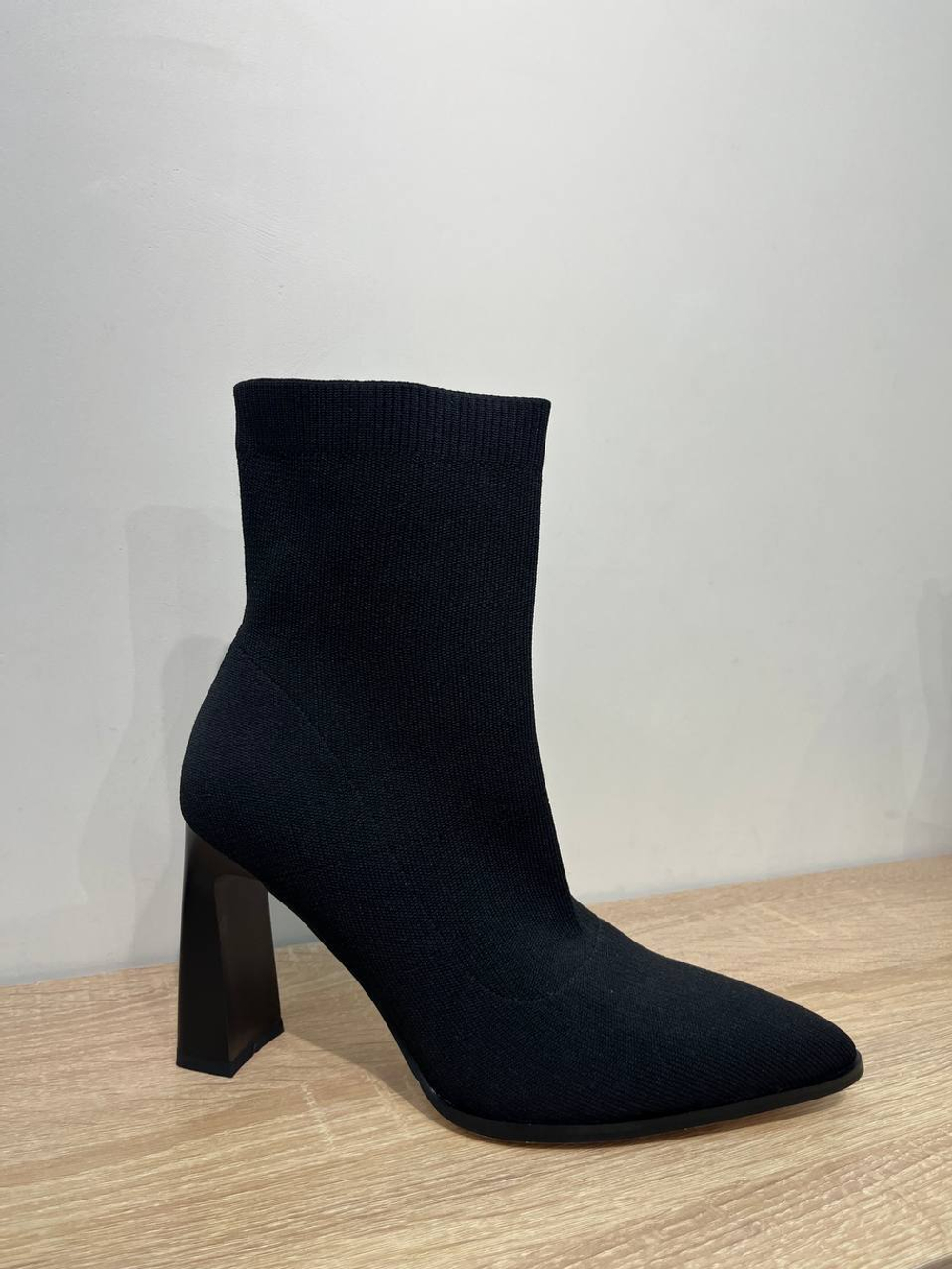 Ботильоны из текстиля Araz