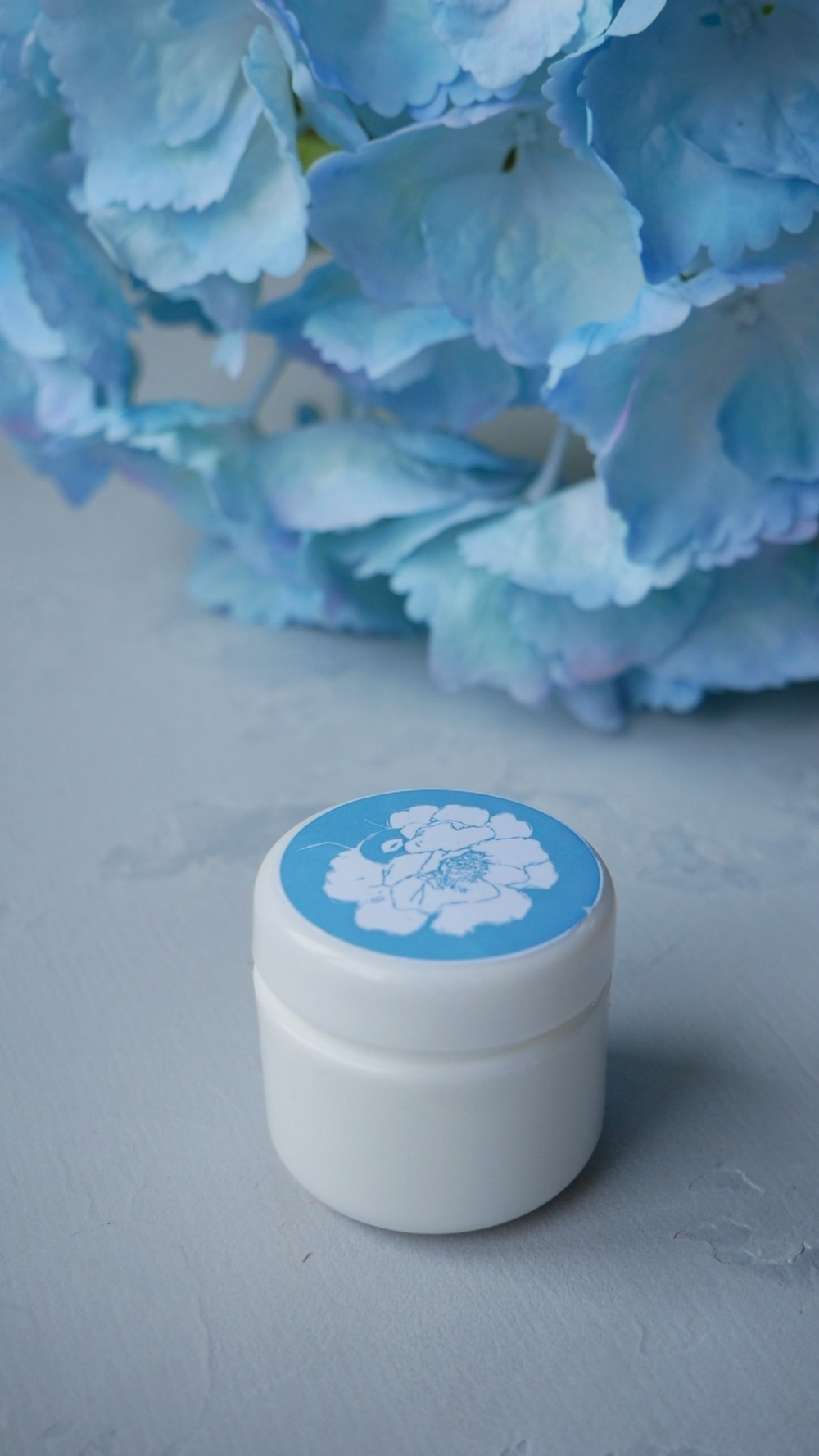 Клей латексный TOA 30 мл