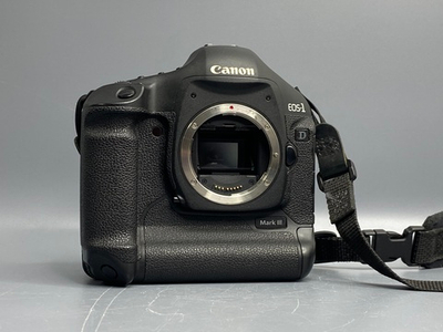 Canon EOS 1D Mark III