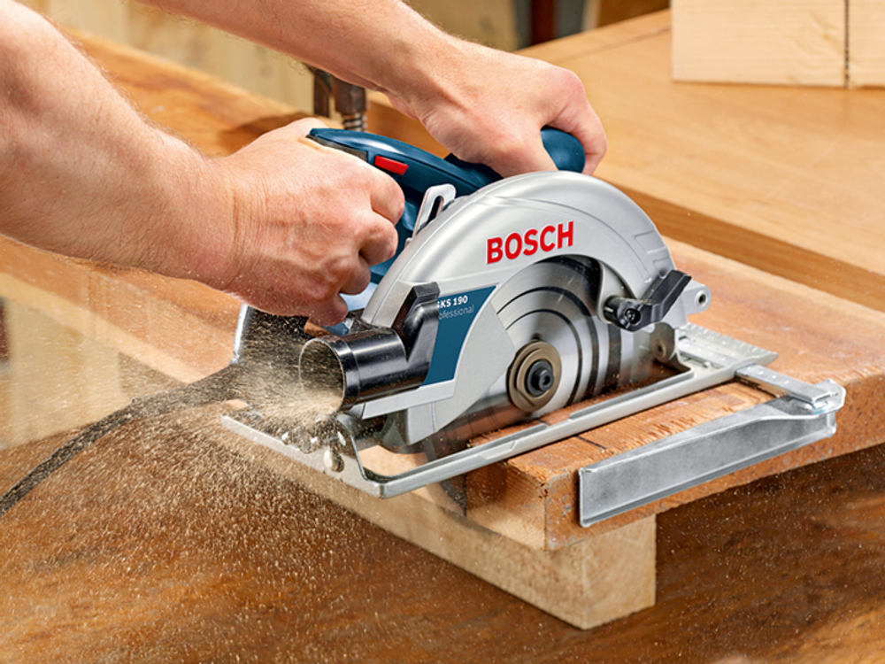Дисковая пила GKS 190 BOSCH 0601623000