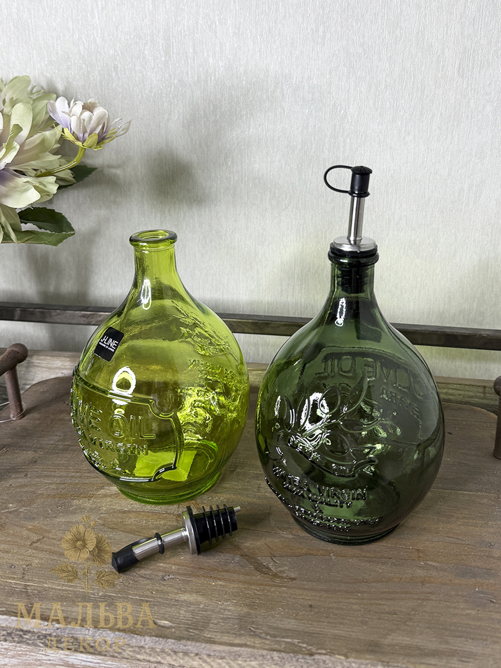 Декоративные бутылки для масла 2 штуки "Олива" зелёные с дозатором от J-LINE