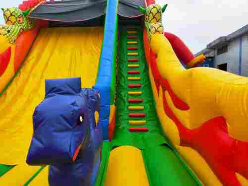 Коммерческий надувной батут "Змей Горыныч 2", 11x6x8.5 м.