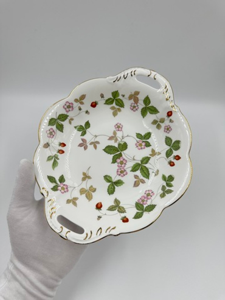 Блюдо с ручками Wedgwood, Wild Strawberry
