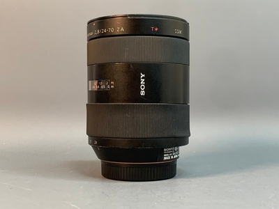 Sony Carl Zeiss Vario-Sonnar T 24-70mm 2.8 ZA SSM Царапины