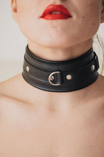 Черный ошейник из гладкой кожи (Цвет: черный)