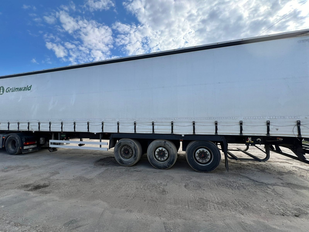 Grunwald 9453 Полуприцеп бортовой (евроборт) 9453-0000010-10 (Шторный)